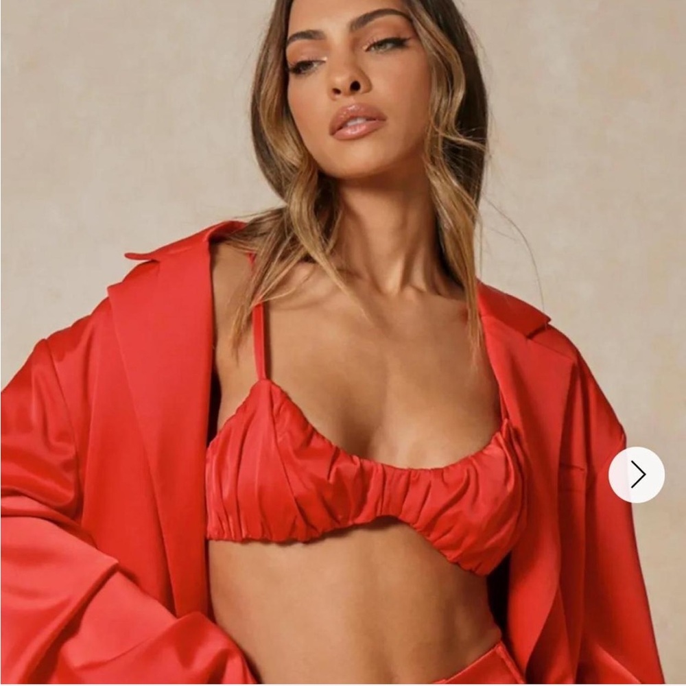 MISSPAP red bralette